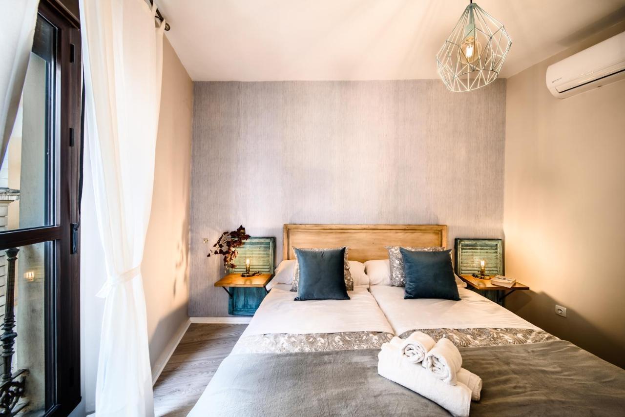 Apartamentos San Pedro إشبيلية المظهر الخارجي الصورة