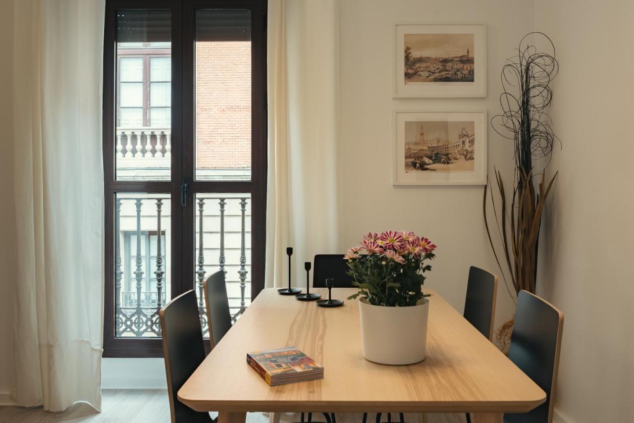 Apartamentos San Pedro إشبيلية المظهر الخارجي الصورة